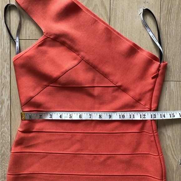 Herve Leger Paris Asymmetrical Mini Dress in Coral Peach Size M - Picture 4 of 13